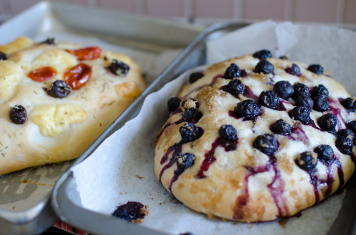 delectabledelight:  Bread! (by melpenguin) 