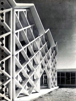 danismm:  Façade of a Florida church, 1961