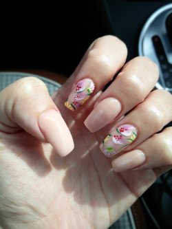catp:  I may or may not have shown my nail tech Harry’s album art for inspiration.