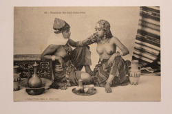 lilit69:Carte-Postale-Ancienne-Femmes-du-Sud-chez-elles