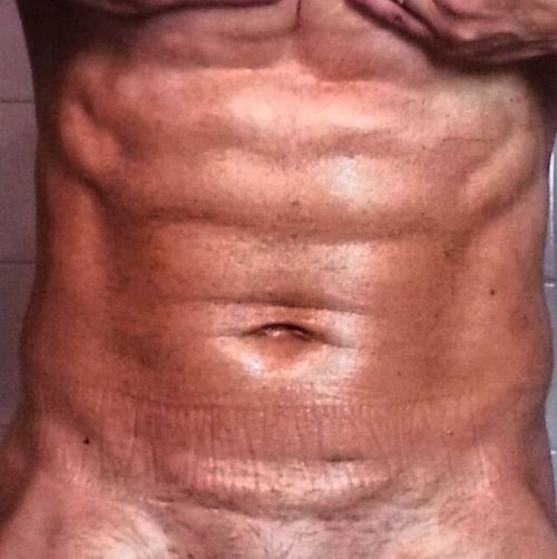boltonsmusclesandcomics