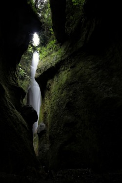 comoxphotography: A waterfall hidden in a cave at Sombrio beach, BC.