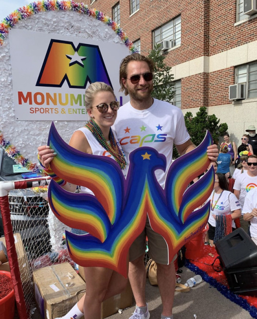 anzekopistar:The Holtbys at DC Pride