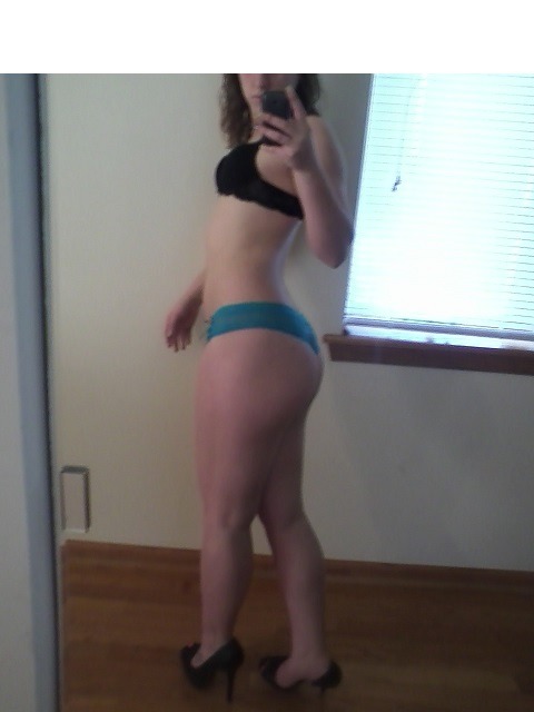reallifeass:  hipsandbutts:  Submitted by ellipticalsandweights.tumblr.com  Real. Life. Ass. http://reallifeass.tumblr.com 