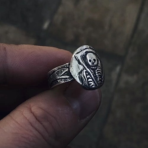 -Your death ring- *Available, Please DM if interested* Size: 10us (I can resize up or down as needed