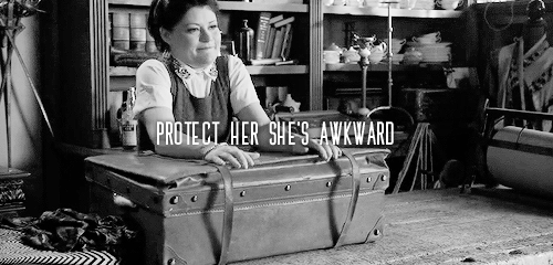 reginaoflocksley:  the 3 stages of becoming favourite character