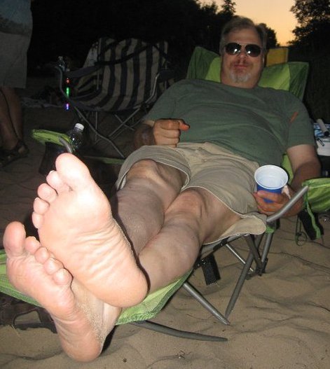 alpha-male-feet: Better fetch Dad another drink, now.