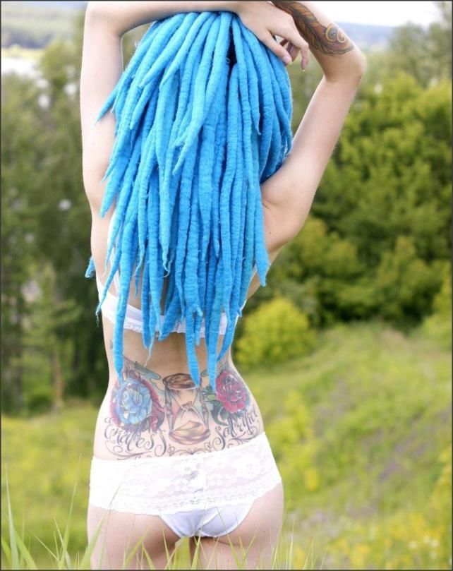 lostbetweenheavenandhellx:  Want the most epic tattooed ladies and gentlemen? Might
