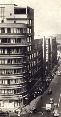 rosswolfe:Narkomzem [Наркомзем] in Moscow, by Aleksei Shchusev (built 1928-1933). Photo 1947. (via http://thecharnelhouse.org/2014/01/21/narkomzem-наркомзем-in-moscow-by-aleksei-shchusev-built-1928-1933/)