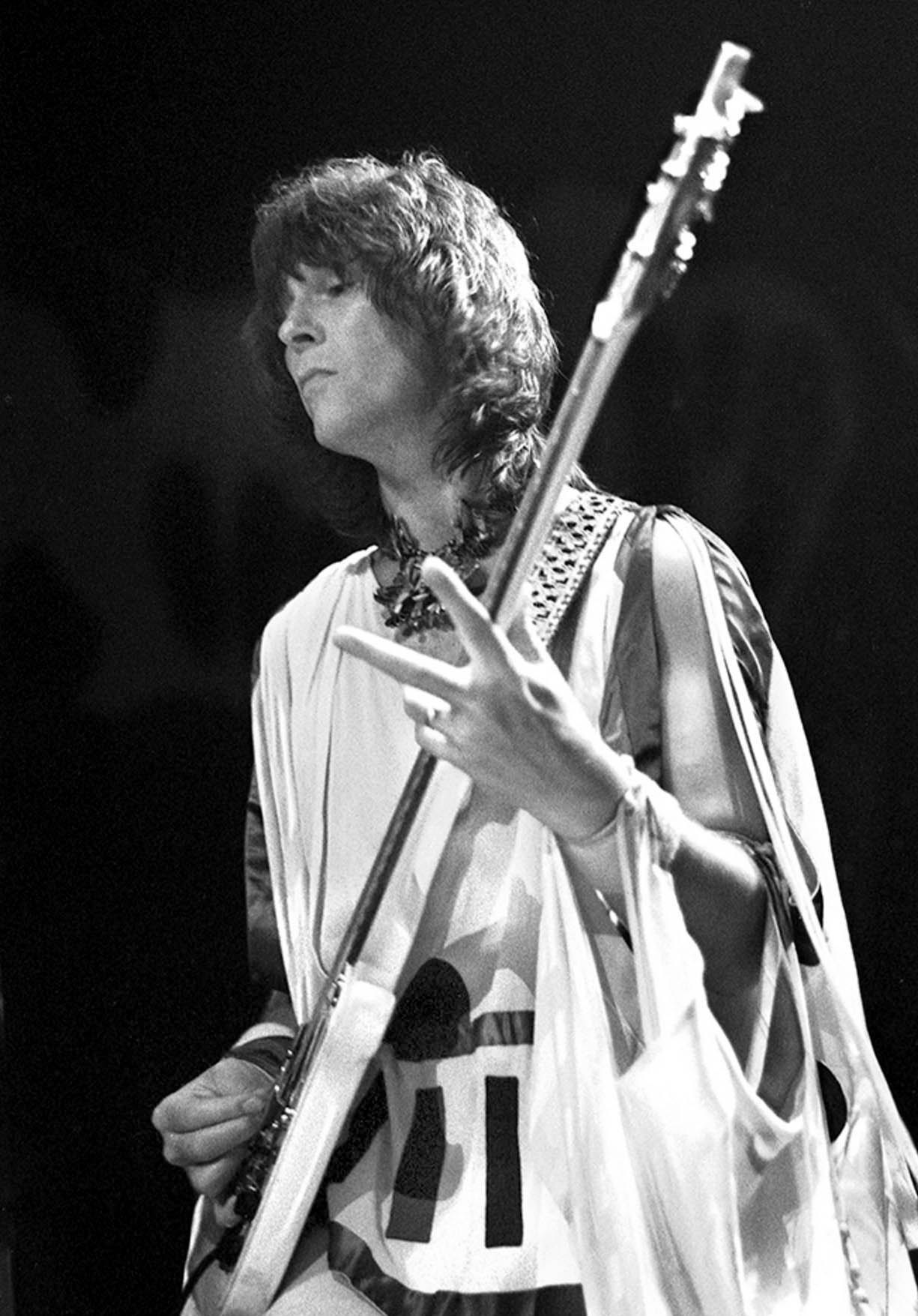 soundsof71:  Chris Squire, Yes, by Deborah Chesher