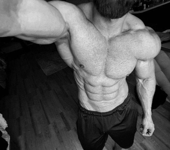 plax999: Azamat Karabashev   Please repost and follow: https://plax999.tumblr.com/archive