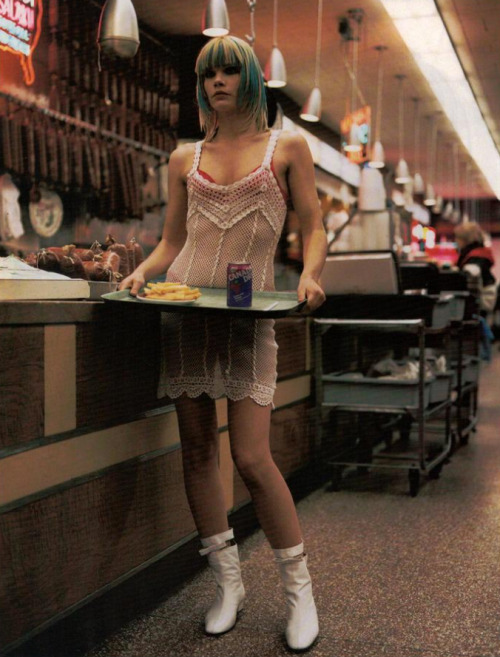mariah-do-not-care-y:  Vogue Italia February 1995 Cosi Moderno Photographer: Steven Meisel Fashion E