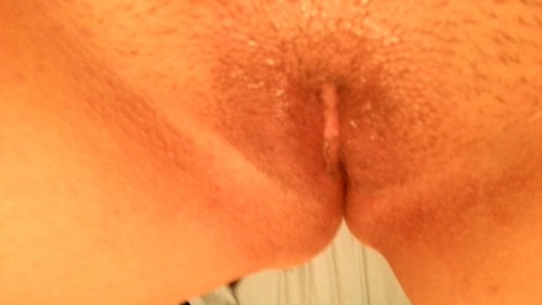 alwaysscommando: Got bored and played with my pussy last night