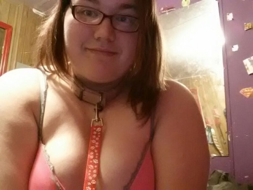 chubbypupchick:  I need a dommy/owner 