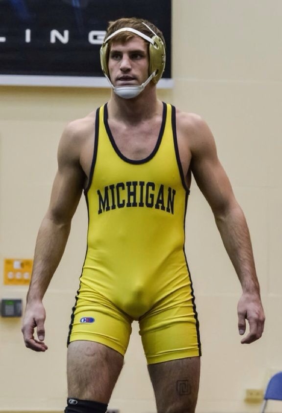 wrestlersandsinglets:  Follow me for Hot Wrestlers in Sexy Singlets =)