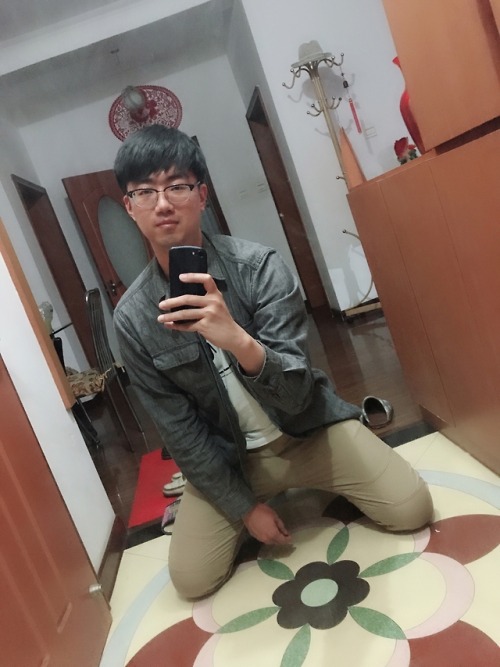 zuyeben: 沈阳的狗，求我曝光。有想认识的吗？