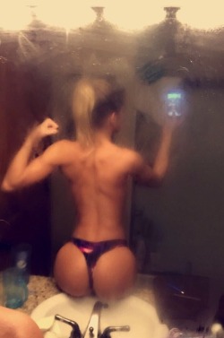 kayseeray: Dat back muscle tho