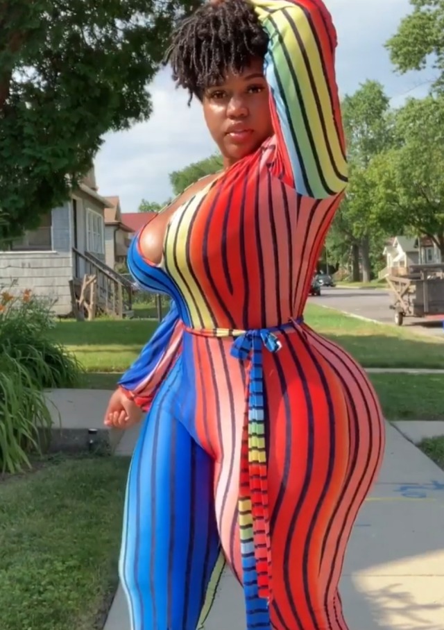 princejazziedad:DeliciouslySexy. Gorgeous. Reddbone Curvy. BootiDelicious MamiMs Mya. Curvz ❤️ 💜 💚