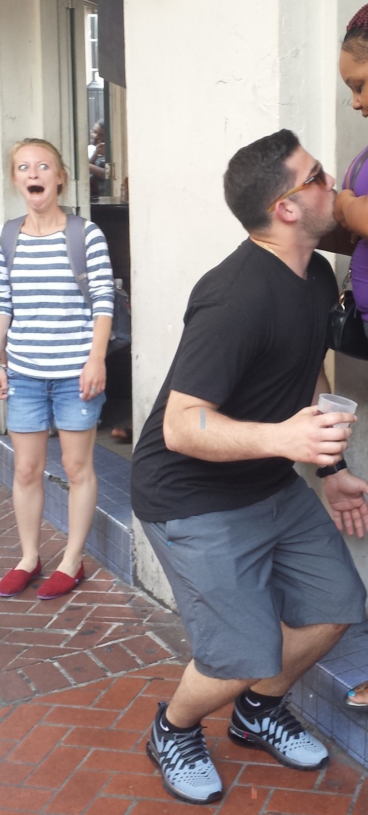 bitrates:  I don’t know what’s better.  Her reaction, or the guy creeping in