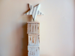 stuffifoundonetsy:  Star decor / mini Star Home Decor /  grey Home Decor / gray and White stripes / Bamboo and Stucco / wall artby CarriageOakCottage Price : 17.00 USD Buy here : http://etsy.me/VNroNJ