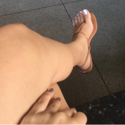 mynorg:  Cute feet