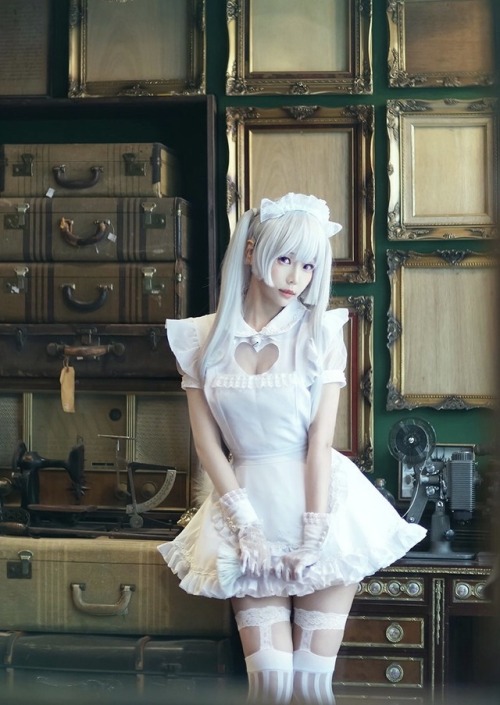 maid costume