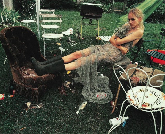 sendommager:Vogue Italia September 2000Photographed by Corinne Day