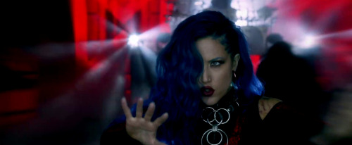  ALISSA WHITE-GLUZ IN “SUNSET OVER THE EMPIRE” 