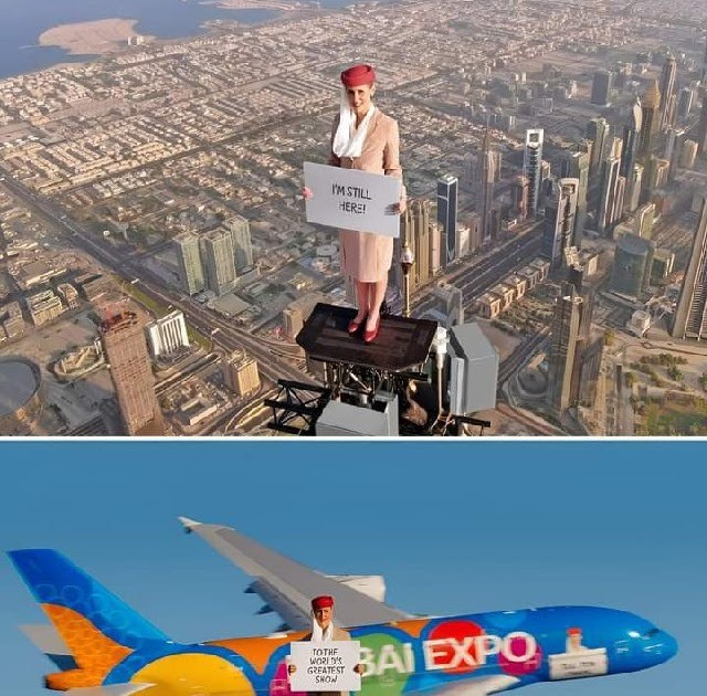 Azafata de Emirates Airlines