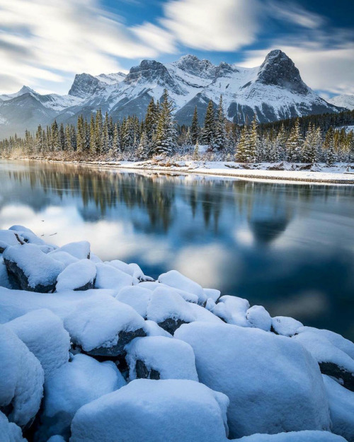 coiour-my-world:Canmore, Alberta || erikmcr