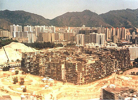 tetris: jinon:c6y: Neatorama  » Blog Archive  » The Walled City of Kowloon and Other Abandoned Citie