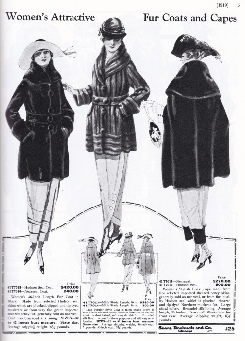 Everyday Fashions of the TwentiesEdited by Stella BlumDover Publication, Mineola 1981, 160 pages,22.