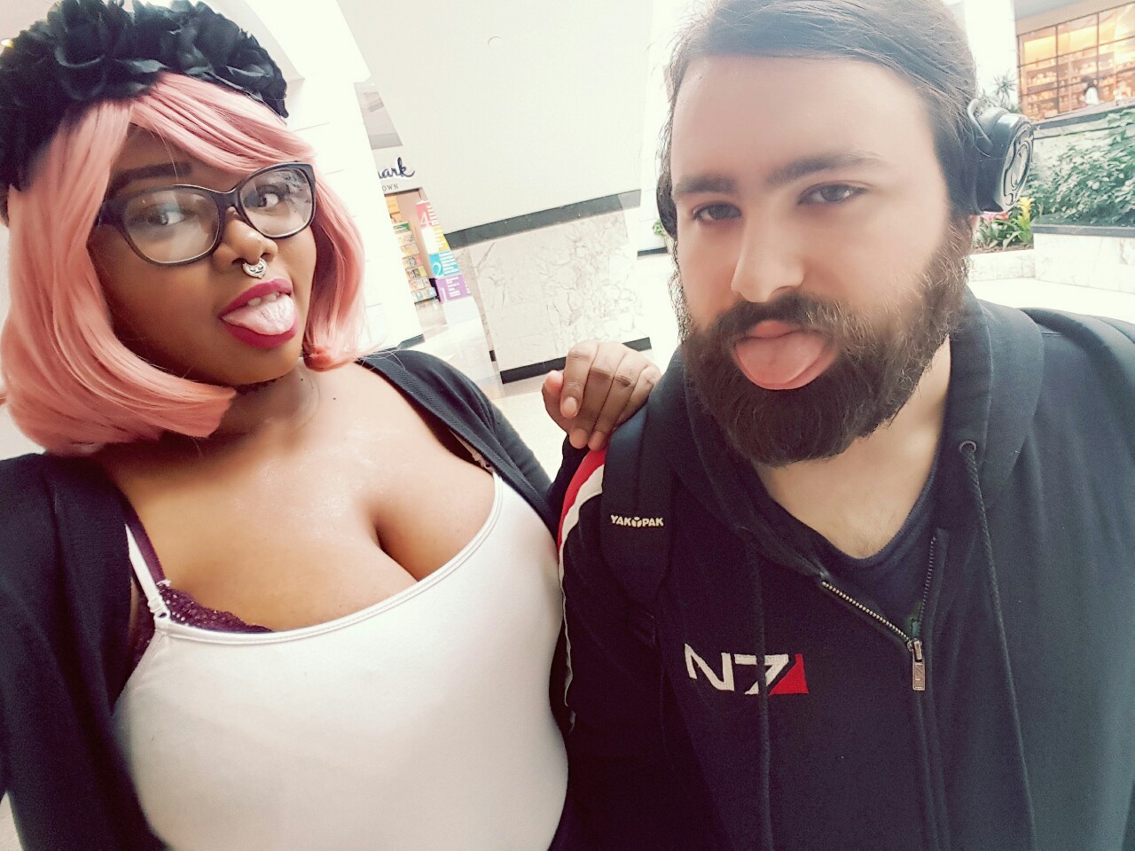 afatblackfairy:  Today was nice 💕 and also filled with sexual tension 😂  😍😍😍😍😍