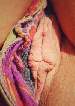 meatgod:  Colours and texture@ jkviewer.tumblr.com your pussy is absolutely amazing, meatGod approved 