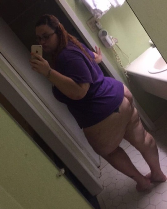 bbwsamanthapaige:  Premium Snapchat available!!Open schedule to meet and greet fans too!!Exclusive videos for sale too!!
