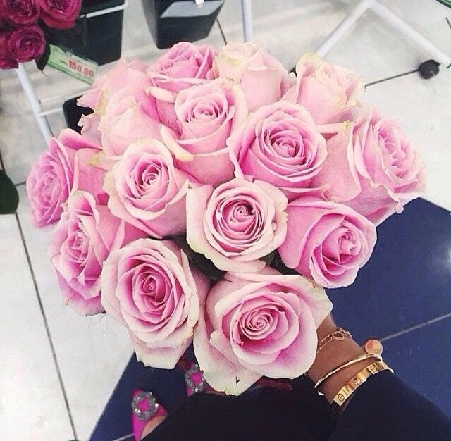 chanel-and-louboutins:  ★ 
