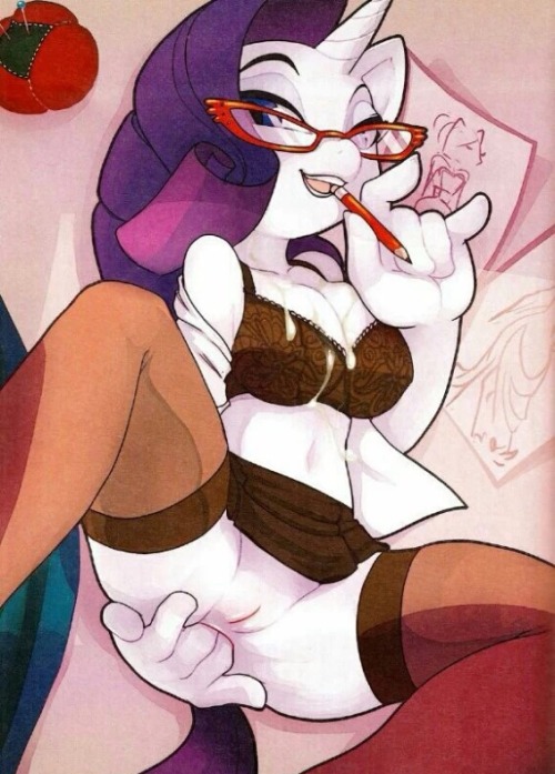 shortfusepone:  Rarity being all alone~ -“Melody! adult photos