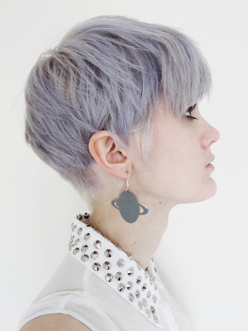 Short grey hairstyles for women over 50