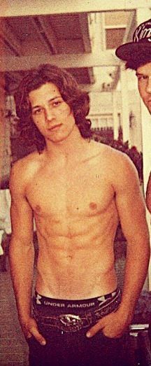 Porn photo hotfamousmen:  Leo Howard