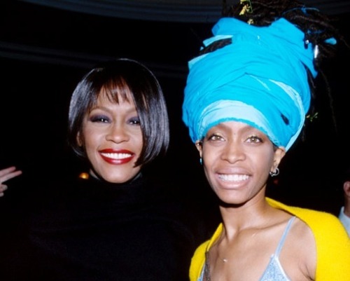 90shiphopraprnb:  Whitney Houston & Erykah Badu 