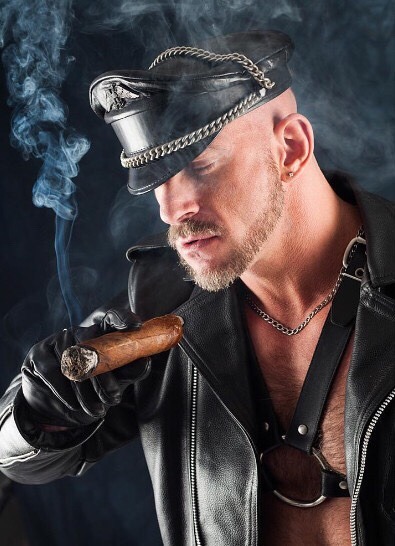 ozgarwolf:  Cigar Series #6