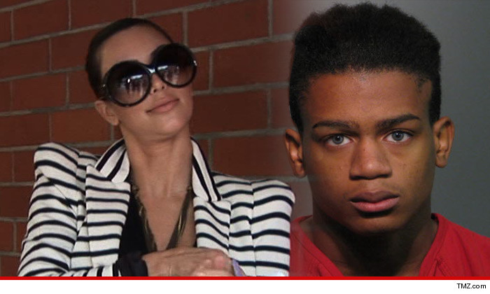 imsoshive:  thatdudeemu:  boyimdrankin:  livelaughkardashian:  kimmydashaful:  The