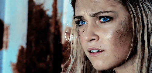protect-clexa:my weakness: Lexa’s green eyes and Clarke’s blue eyes Green like trees and blue like t