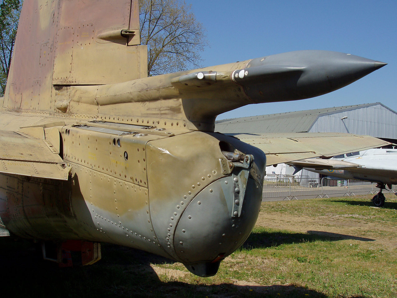 rocketumbl:  Su-25K