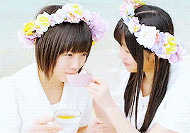 akb48g-gifs:  AKB48 31st Single: “Sayonara Crawl”“Crawl of memories, the summer