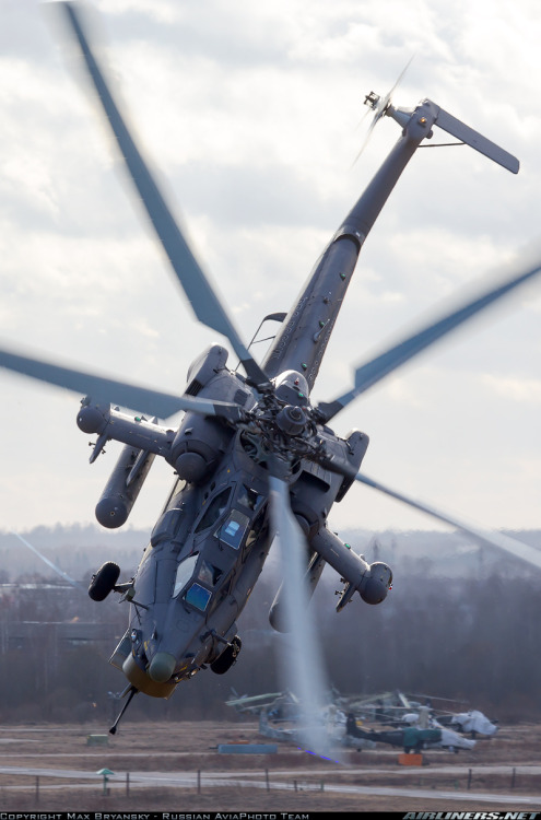 thebestofflying:  Vigorous pilotage of the Night Hunters (aka Havoc)! Russia - Air Force.Mil Mi-28N. 