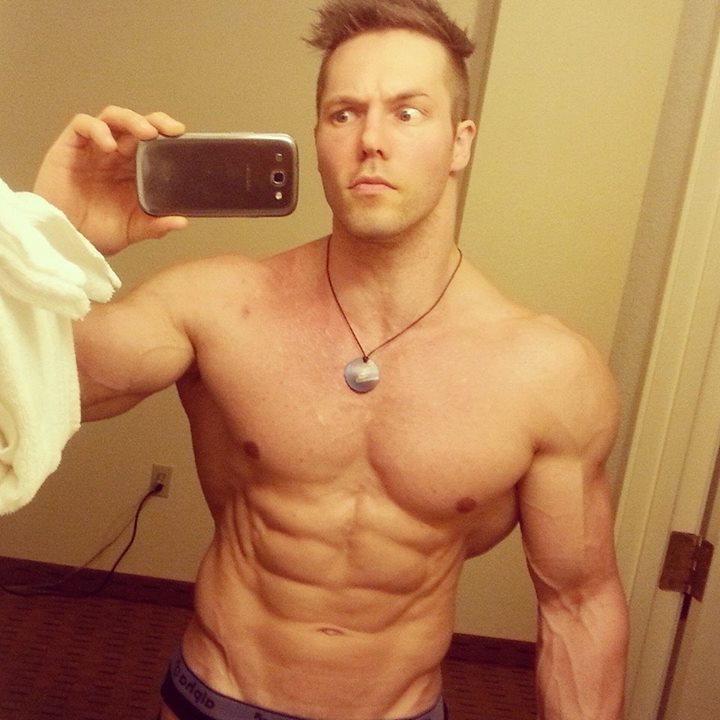 magnumcostasouza:  Aaron Curtis 