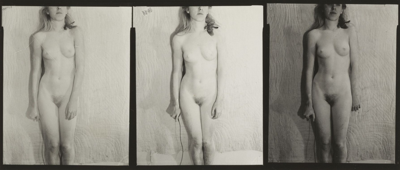 acetylene-eyes: [↑] Francesca Woodman - Untitled (1980); [↓] Anna Malina - Untitled