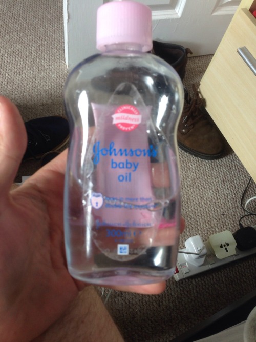 oj78:  appenis:  Oops, someone left this lying about 😝  My new favourite thing