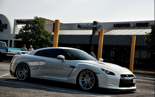 streetstance:  street stance